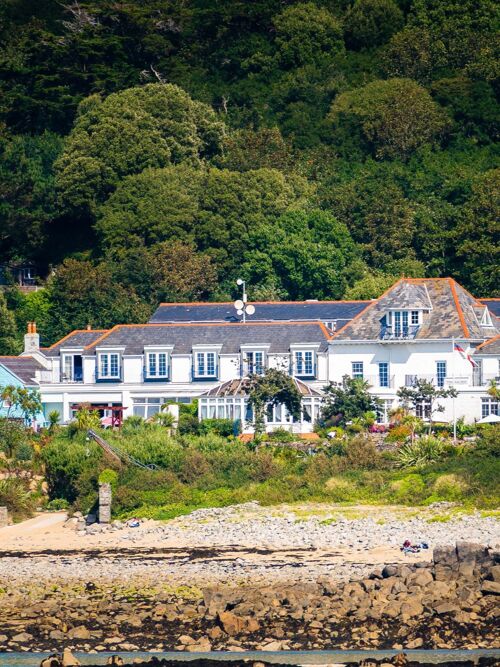 white house hotel and beach