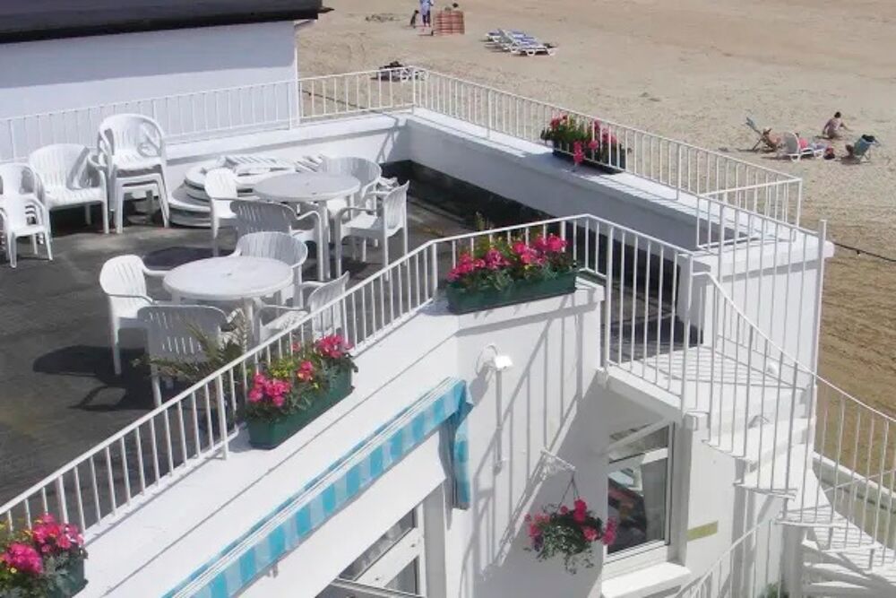 Beau Rivage Apartments