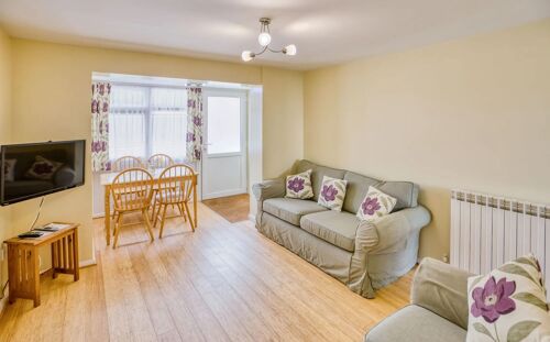 Ilex Lodge