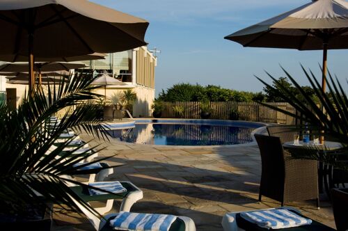 Pool & exterior