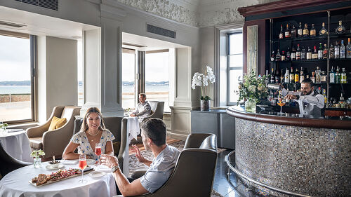 Champagne Bar