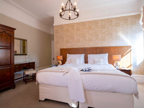 Count Leon room