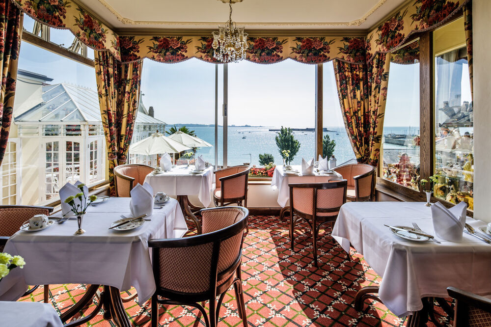 Breakfast room