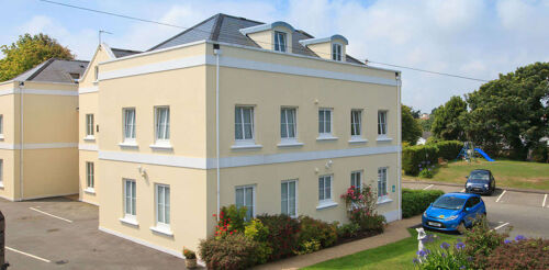 Self-catered apartments