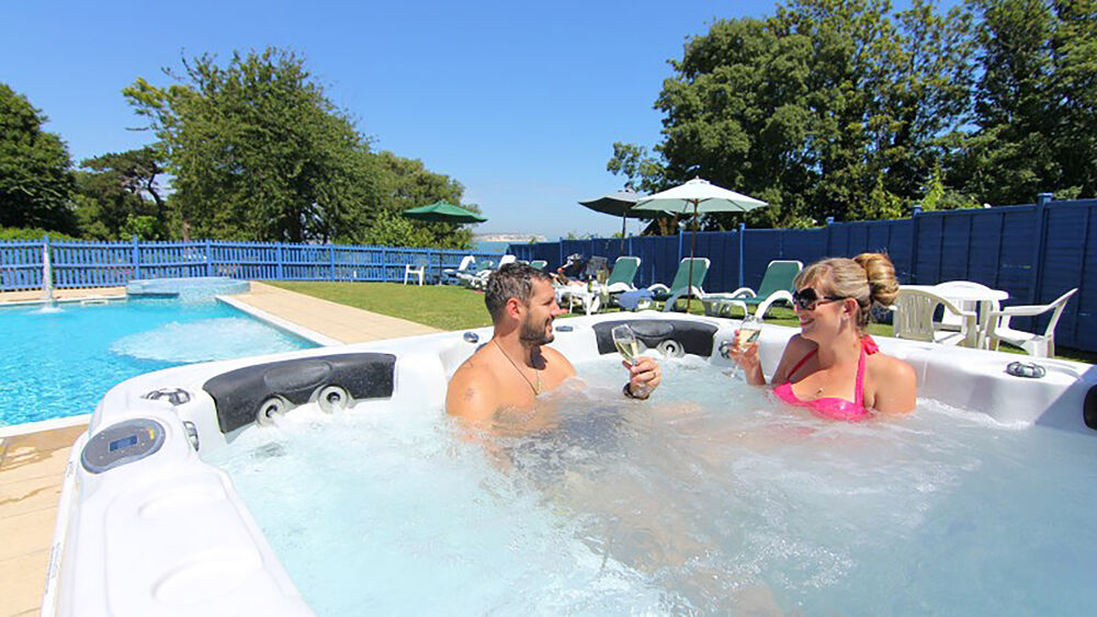 Luccombe Manor County House Hotel