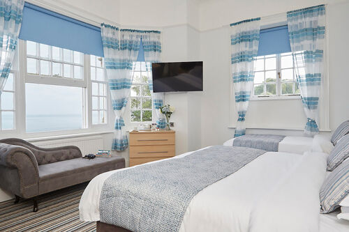 Luccombe Manor County House Hotel