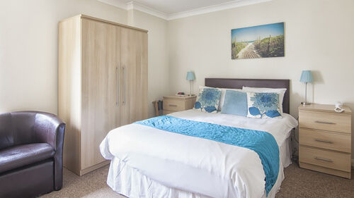 Luccombe Manor County House Hotel